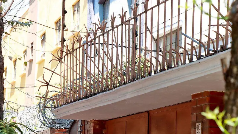 Vivir tras las rejas por la inseguridad [Fotorreportaje]